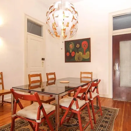 Spacious And Bright 4 Bedroom Lisboa