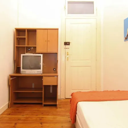 Lejlighed Spacious And Bright 4 Bedroom *