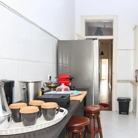 Lejlighed Spacious And Bright 4 Bedroom *