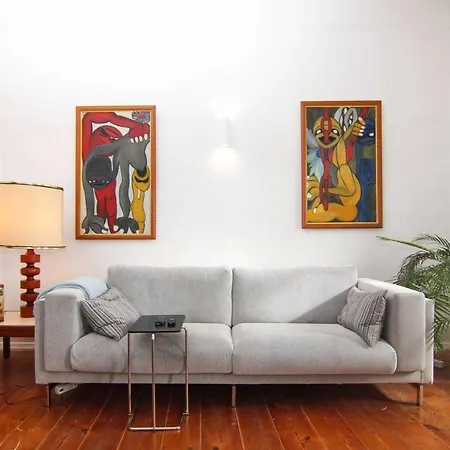 Lejlighed Spacious And Bright 4 Bedroom