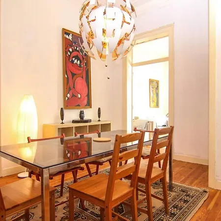 Spacious And Bright 4 Bedroom * Lisboa