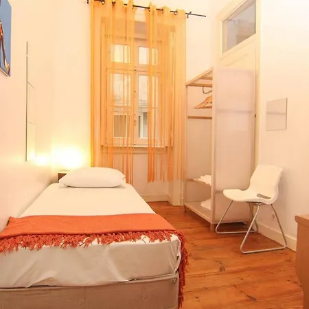 Spacious And Bright 4 Bedroom Lejlighed Lisboa